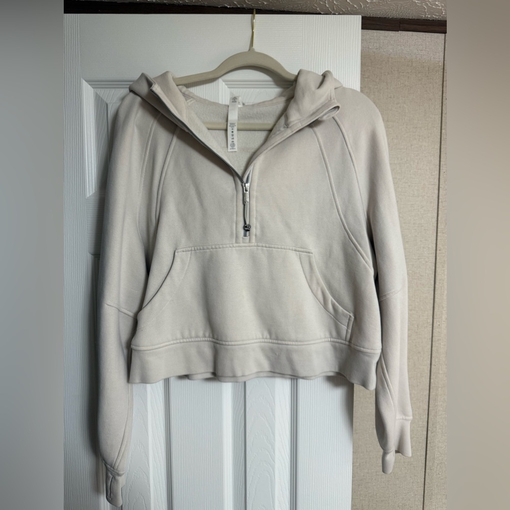 Lululemon M/L Scuba Hoodie (Worn Once)